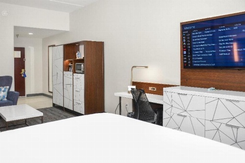 Holiday Inn Express Fayetteville image 1