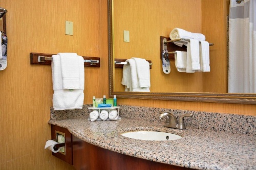 Holiday Inn Express Fayetteville image 2