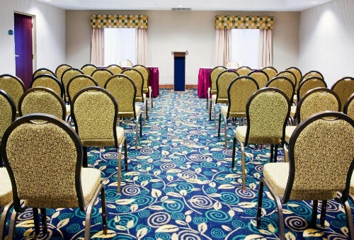 Holiday Inn Express Fayetteville image 30