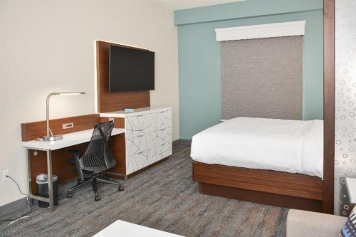 Holiday Inn Express Fayetteville image 45